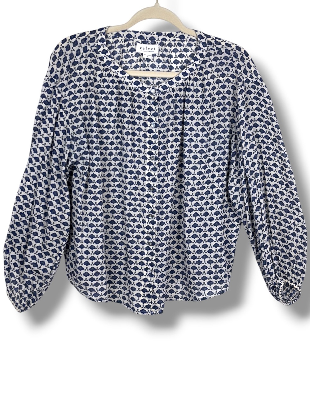 Velvet By Graham & Spencer Blue White Abstract Print Button Front 3/4 Sleeve Top - Picture 2 of 14